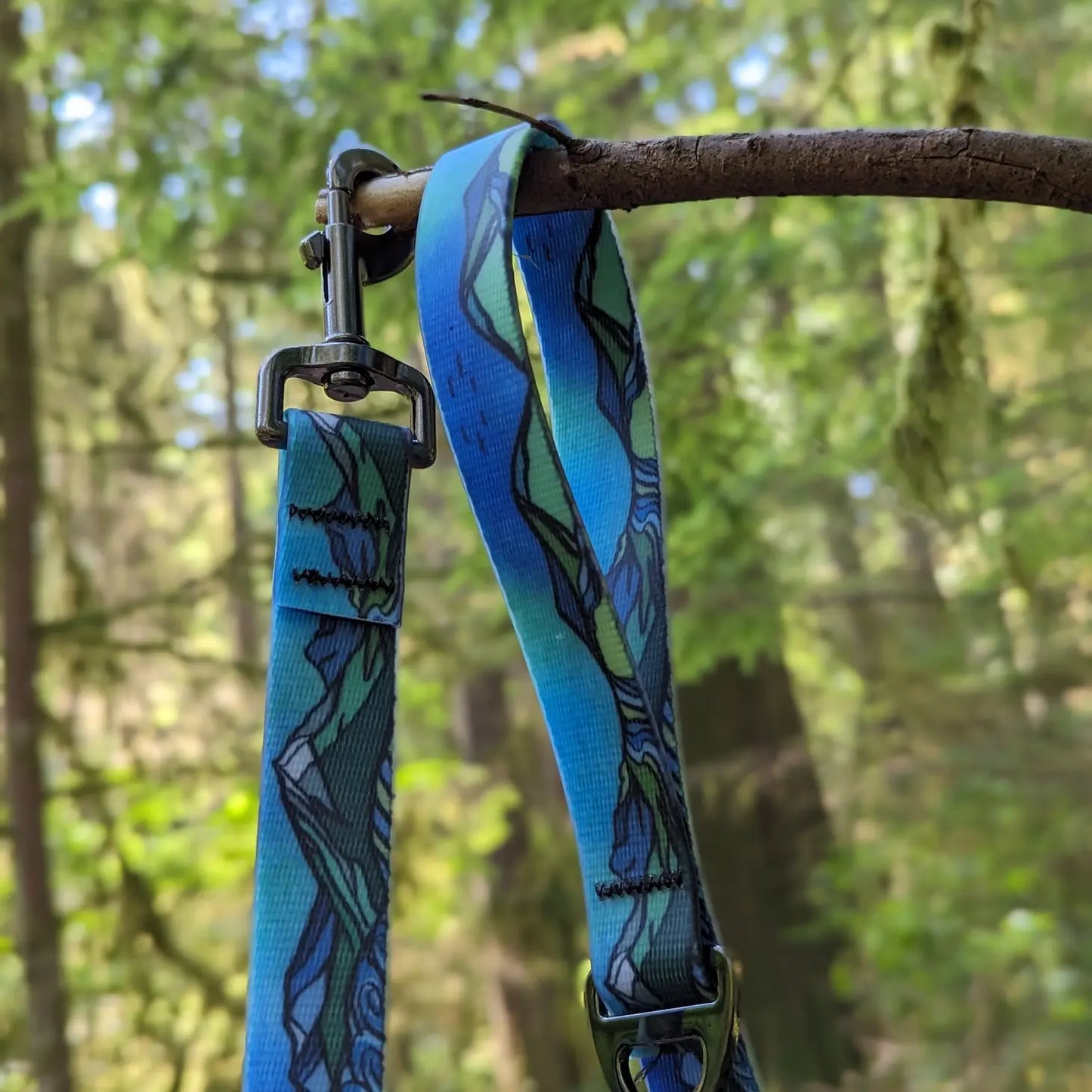 Woof & Stuff Waterproof Leashes