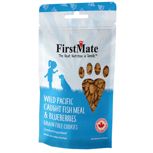 FirstMate Dog Treats Fish with Blueberry